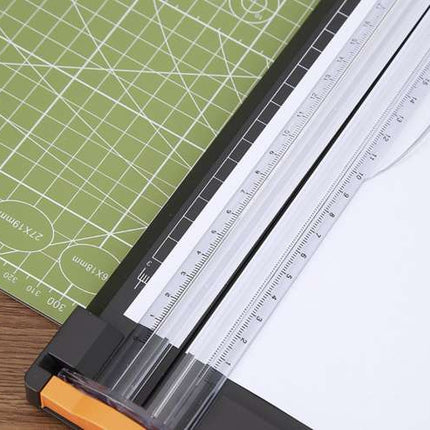 Papirkutter Guillotine A3 – Præcis og Sikker Klipning til Hjemmet