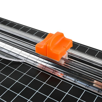 Papirkutter Guillotine A3 – Præcis og Sikker Klipning til Hjemmet