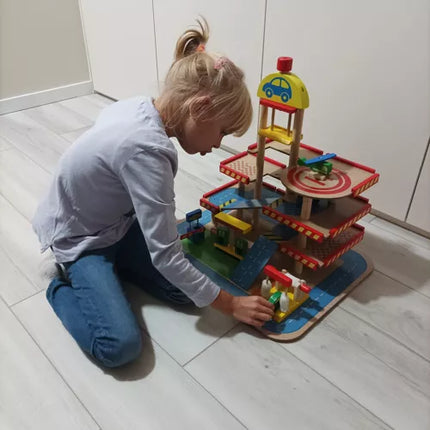 Træ Garage til Børn - Sjov og Sikker Parkering