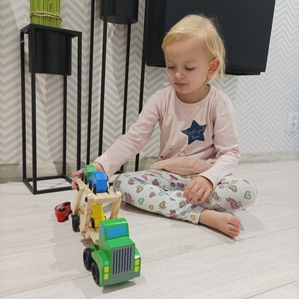 Trælastbil med Foldbar Trailer og 4 Biler – Sjovt og Sikkert Legetøj til Børn