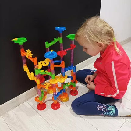 3D Boldbane med 30 Bolde – Sjov og Læring for Børn