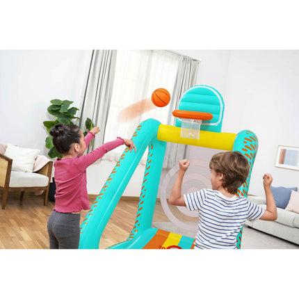 Oppusteligt 3-i-1 havespil med basketball, fodbold og kastespil 127 x 109 x 178 cm – Bestway