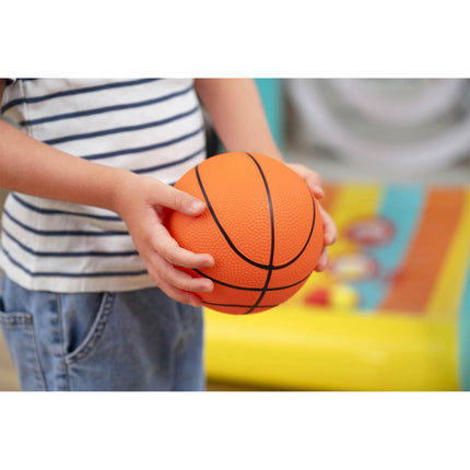 Oppusteligt 3-i-1 havespil med basketball, fodbold og kastespil 127 x 109 x 178 cm – Bestway