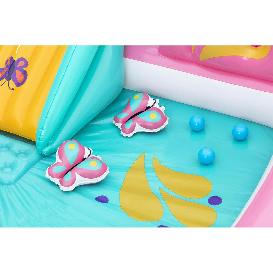 Oppustelig vandlegeplads med sommerfugleform, rutsjebane og sprinkler, 180 x 180 x 117 cm – Bestway