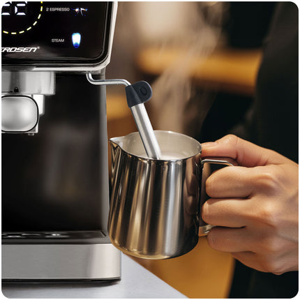 Espressomaskine med 20 bar tryk og mælkeskummer til hjemmebaristaer