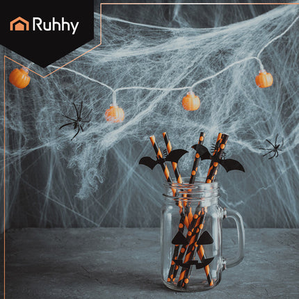 Kunstig edderkoppespind med 2 edderkopper til Halloween