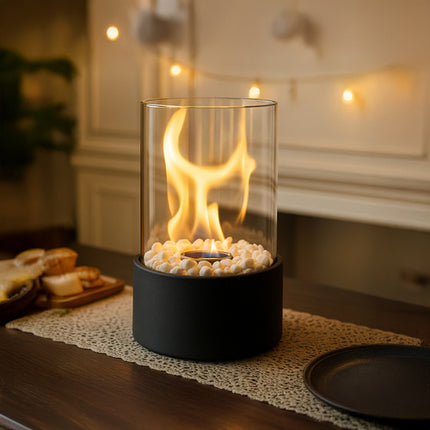 Elegant biopejs til hjemmet med sikker glasdome og stilfuldt design