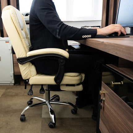 CREAM SWIVEL CHAIR MED UDLÆNGELIG FODSTØTTE OG LIGGENDE FUNKTION