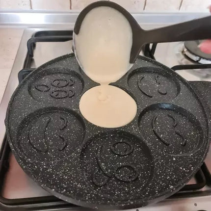 Non-stick Stegepande til Pandekager og Æg – Sjov og Praktisk Køkkenredskab