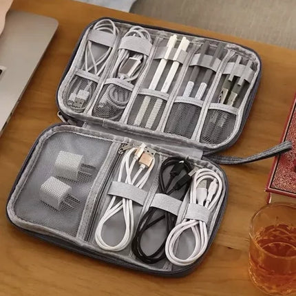 Praktisk Kabel Organizer med Håndtag – Hold Styr på Dine Kabler
