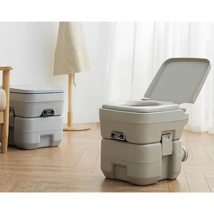 Bærbart campingtoilet med 20L affaldstank og 12L vandtank