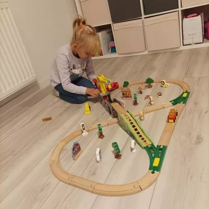 Træbane til Børn - 3,2 m Legesæt med 57 Elementer