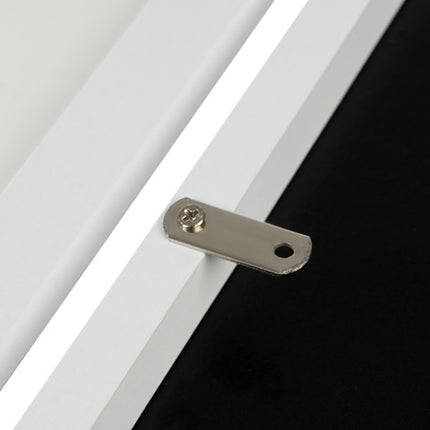 Børneramme til kunstværker med magnetisk lukning og plads til 150 tegninger