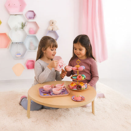 Børns tesæt i kuffert med lækre småkager og kopper