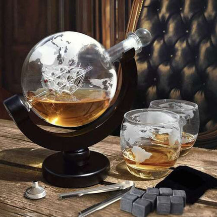 Whisky Gavesæt med Globus Karaffel og Glas – Perfekt Gave til Whisky Elskere