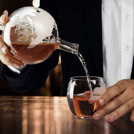 Whisky Gavesæt med Globus Karaffel og Glas – Perfekt Gave til Whisky Elskere
