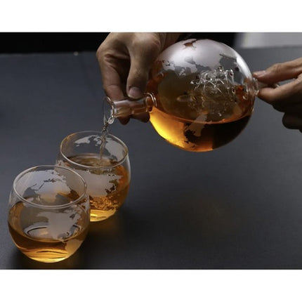 Whisky Gavesæt med Globus Karaffel og Glas – Perfekt Gave til Whisky Elskere