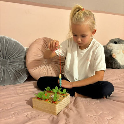 Montessori 2-i-1 Læreleg Carrot Garden til Småbørn – Sjov og Uddannelse