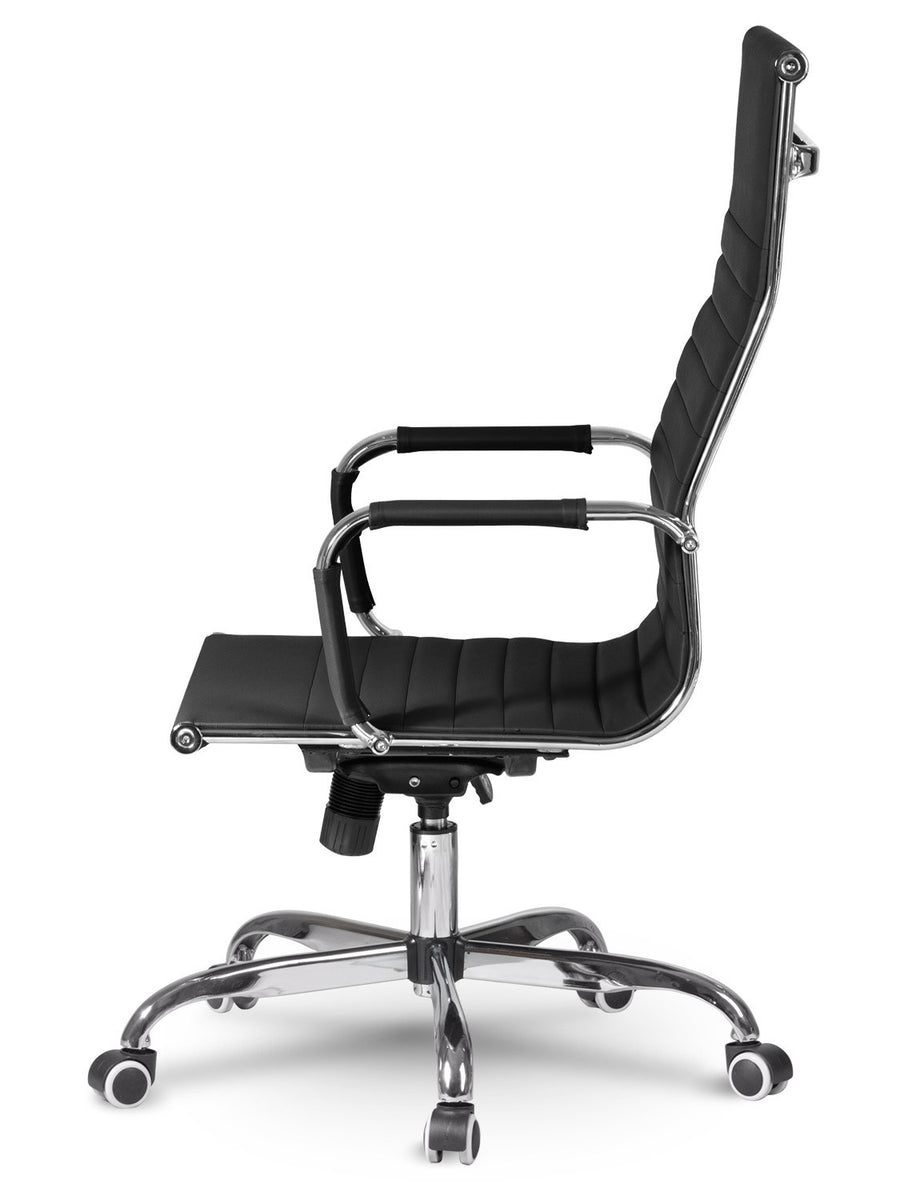 Designer kontorstol med ergonomisk støtte og moderne design - perfekt til hjemmekontoret