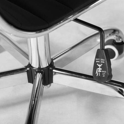 Designer kontorstol med ergonomisk støtte og moderne design - perfekt til hjemmekontoret
