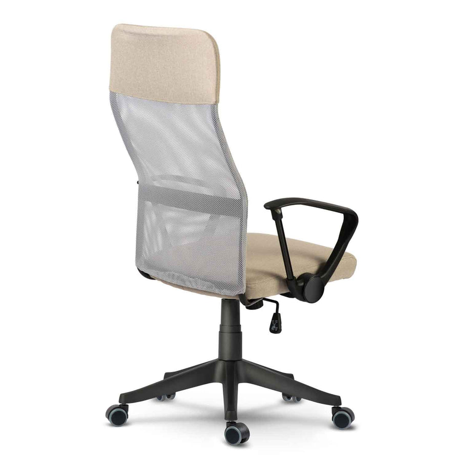 Kontorstol med justerbar højde og ergonomisk design til hjemmekontoret