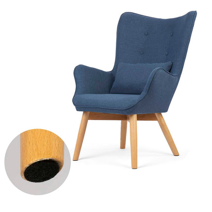 Wingback lænestol med fodstøtte i blå stof - elegant og komfortabel afslapning