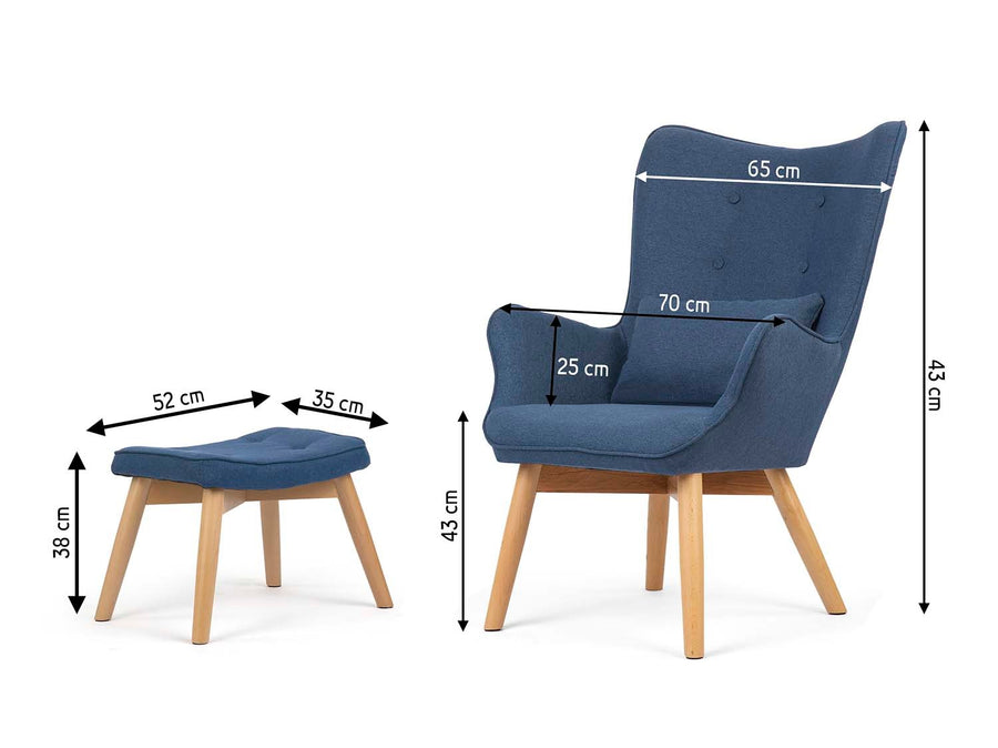 Wingback lænestol med fodstøtte i blå stof - elegant og komfortabel afslapning