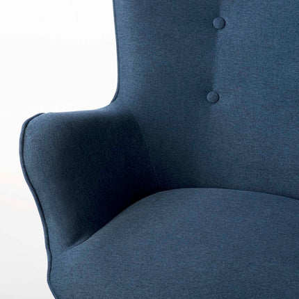 Wingback lænestol med fodstøtte i blå stof - elegant og komfortabel afslapning