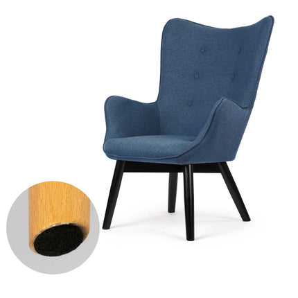 Wingback lænestol med fodstøtte i blå stof - elegant og komfortabel til stuen eller soveværelset