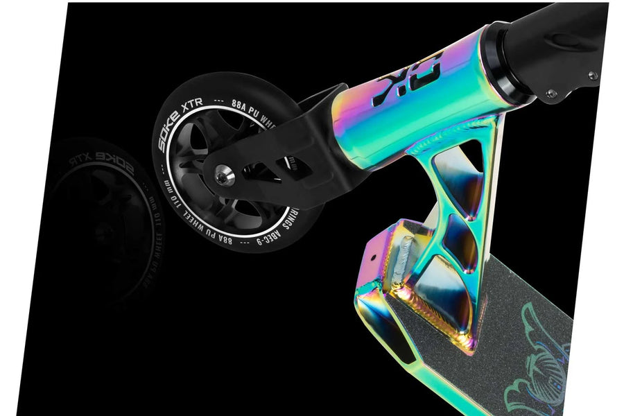 Stunt løbehjul til børn og unge - 360° T-BAR, ABEC-9 lejer, farverig design