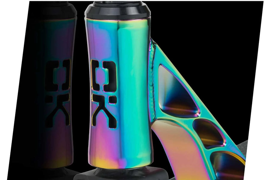 Stunt løbehjul til børn og unge - 360° T-BAR, ABEC-9 lejer, farverig design