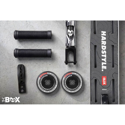 Stunt-løbehjul med 140 mm BOX-deck, SCS-kompression og 110 mm Hollow Core-hjul – sølv og sort