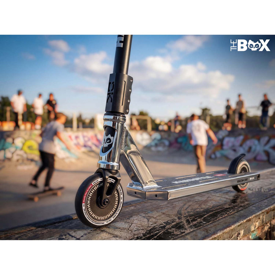 Stunt-løbehjul med 140 mm BOX-deck, SCS-kompression og 110 mm Hollow Core-hjul – sølv og sort, inkl. ekstra griptape