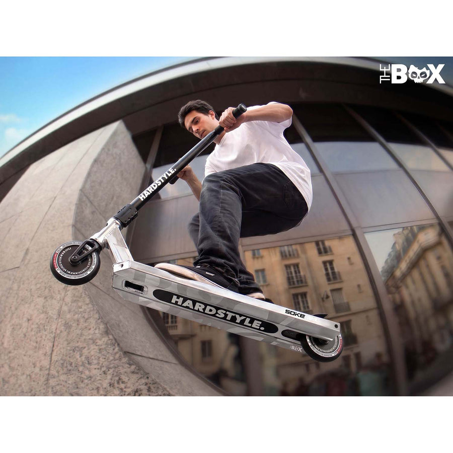 Stunt-løbehjul med 140 mm BOX-deck, SCS-kompression og 110 mm Hollow Core-hjul – sølv og sort, inkl. ekstra griptape