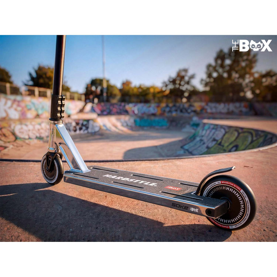 Stunt-løbehjul med 140 mm BOX-deck, SCS-kompression og 110 mm Hollow Core-hjul – sølv og sort, inkl. ekstra griptape