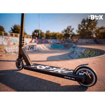 Stunt-løbehjul med 140 mm BOX-deck, SCS-kompression og 110 mm Hollow Core-hjul – sort, inkl. ekstra griptape