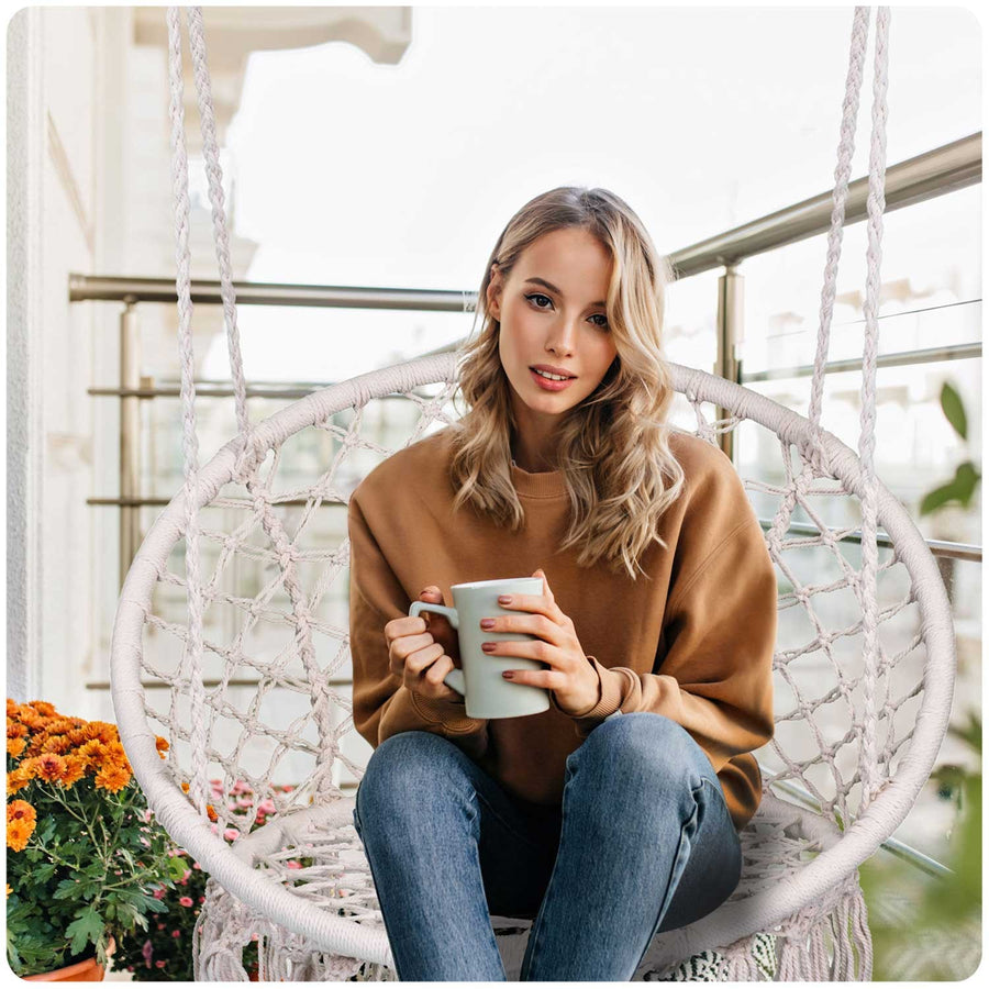 Hængestol i boho-stil med hynde til have og terrasse – beige