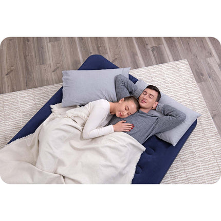 Dobbelt luftmadras 191 x 137 x 22 cm med elektrisk pumpe og velouroverflade – Bestway