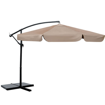 Stor haveparasol 350 cm med justerbar hældning og praktisk opbevaring - perfekt til terrasse, altan og have