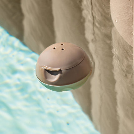 Flydende kemikaliedispenser til pool - sikker og effektiv desinfektion af vand