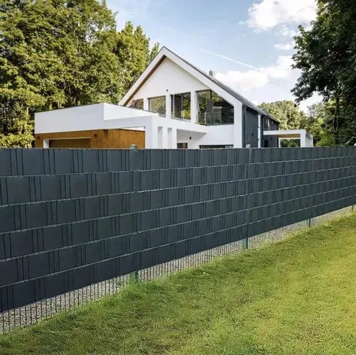 Hegnsbånd 700 g/m² UV-bestandigt til panelhegn