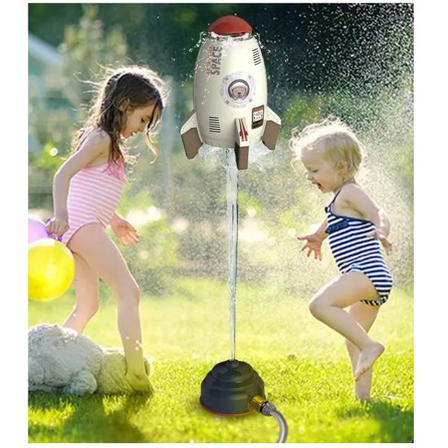 Børnesprinkler i raketdesign - sjov og kølende leg